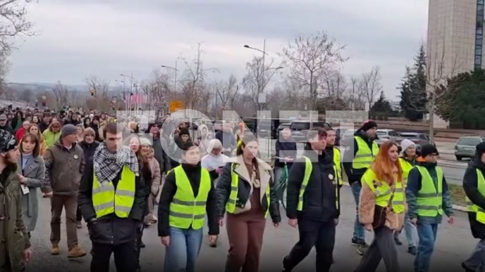 Tišina za žrtve u Novom Sadu